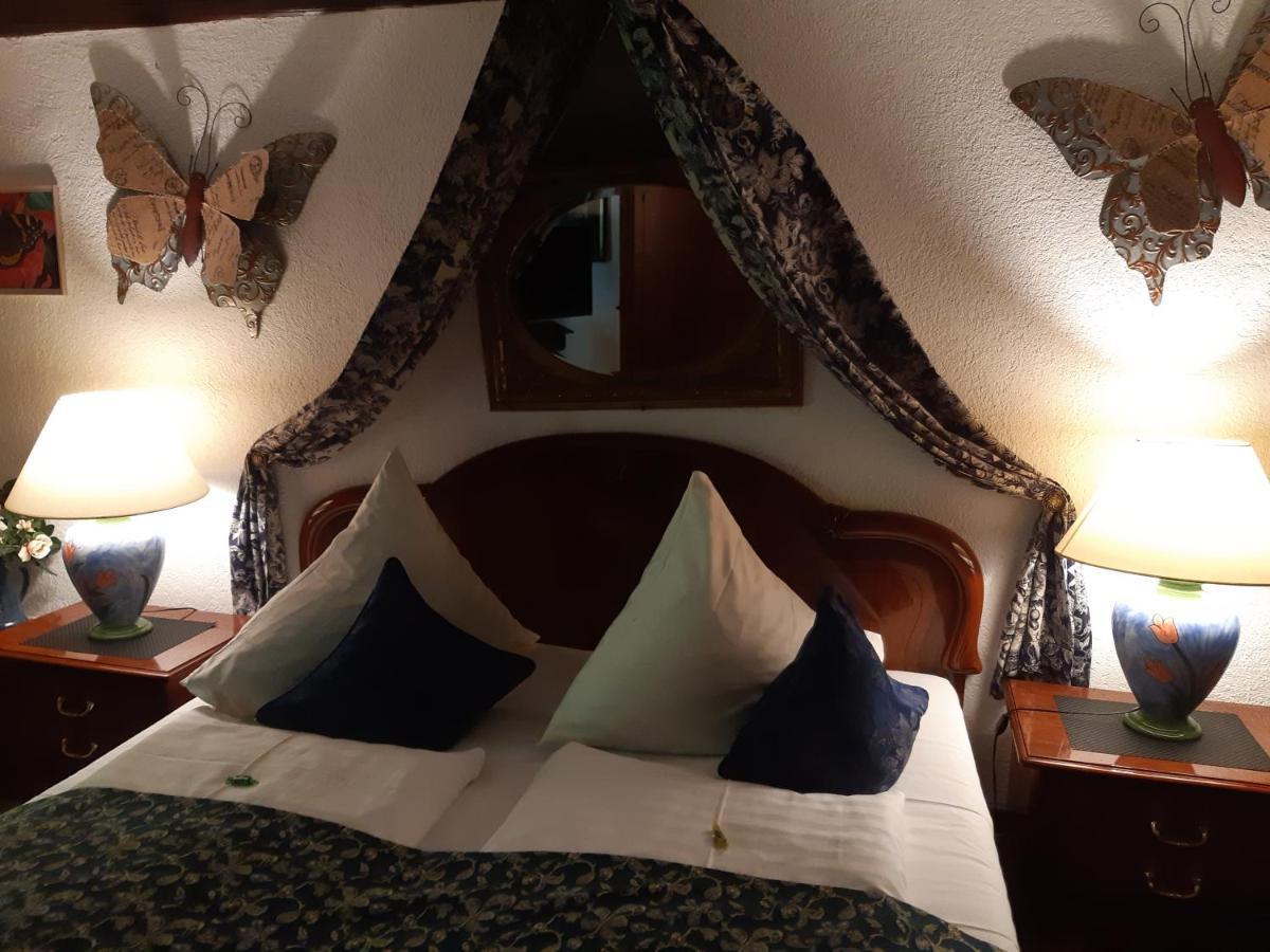 Altfraenkische Weinstube Otel Rothenburg ob der Tauber Dış mekan fotoğraf