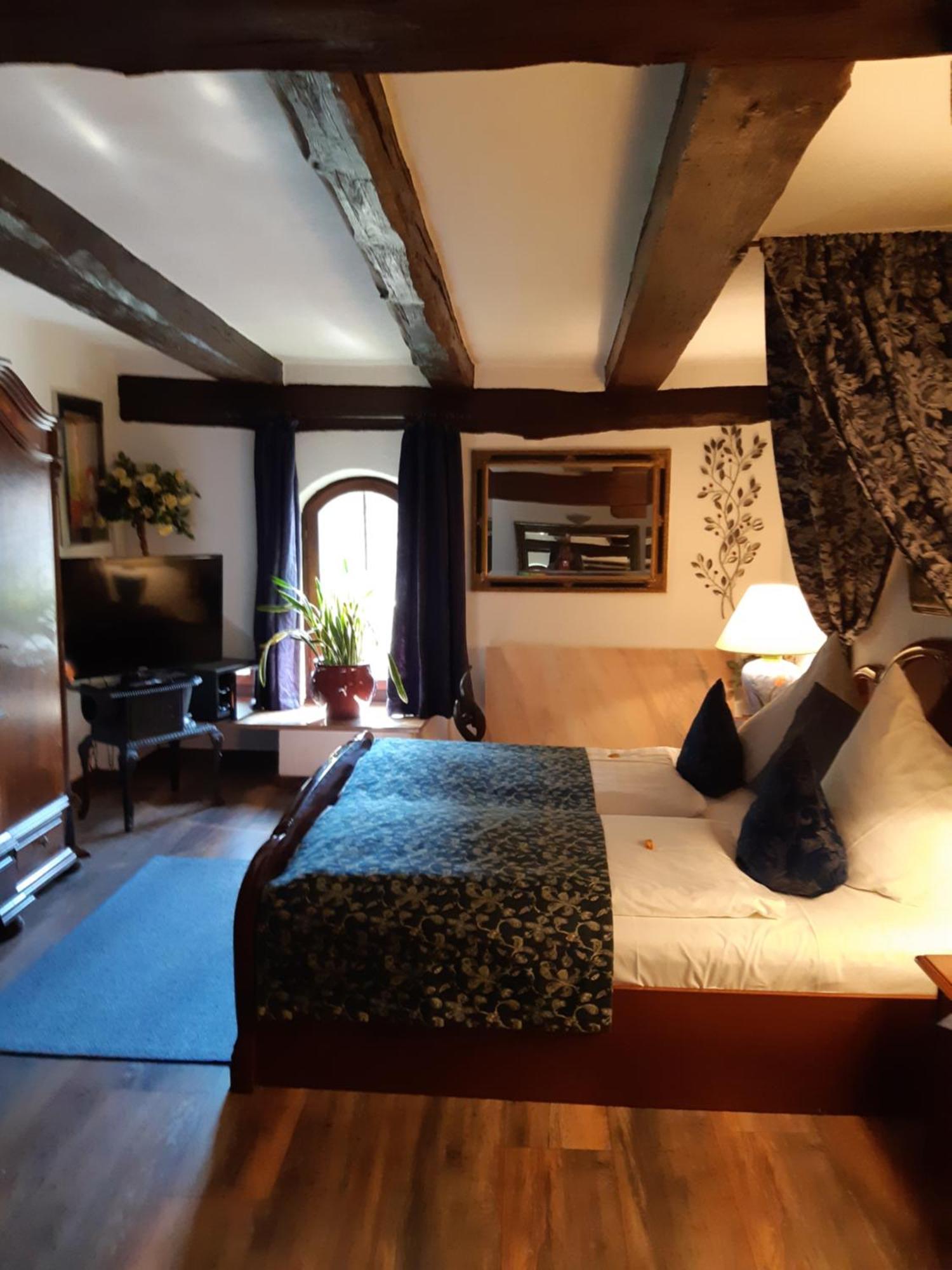 Altfraenkische Weinstube Otel Rothenburg ob der Tauber Dış mekan fotoğraf